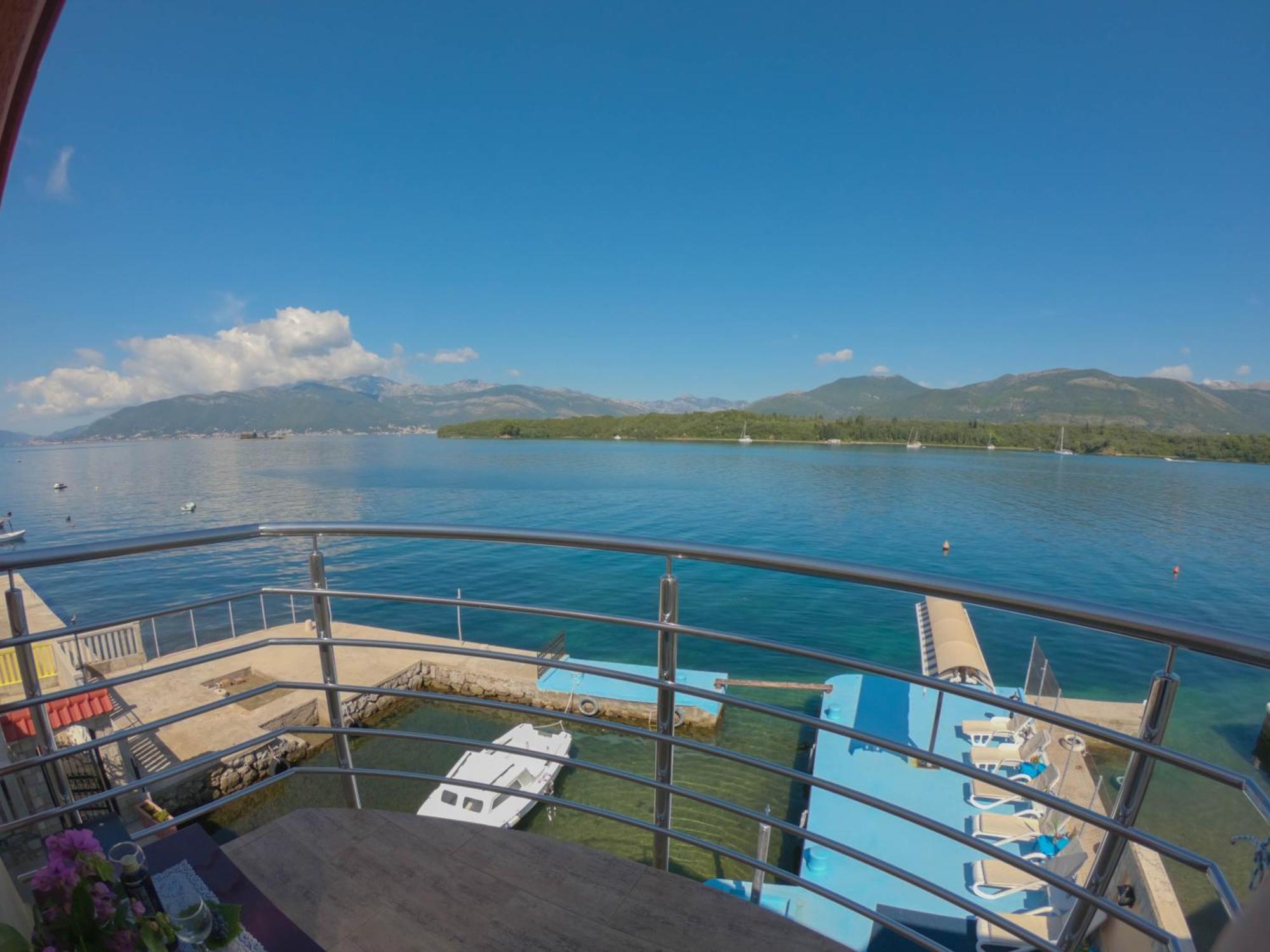 Porto Del Sole Apartments Tivat Kültér fotó