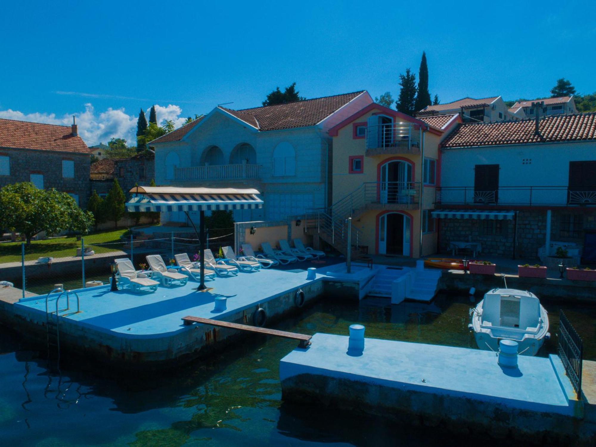 Porto Del Sole Apartments Tivat Kültér fotó