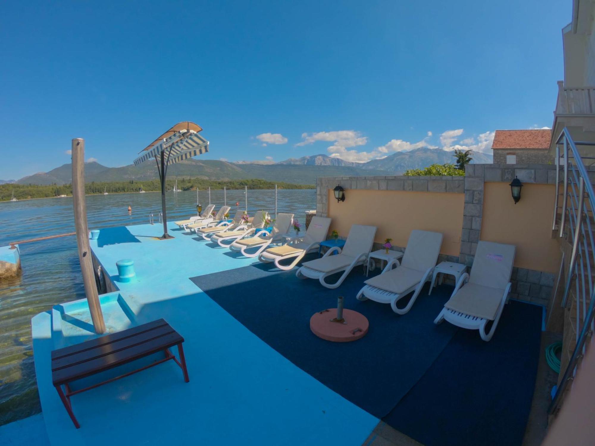 Porto Del Sole Apartments Tivat Kültér fotó